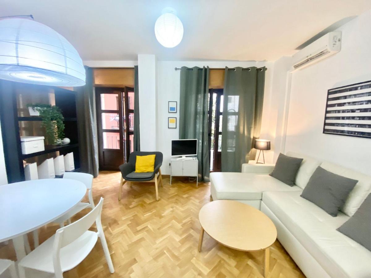 Centro Barrio Embajadores 01 Madrid Bagian luar foto